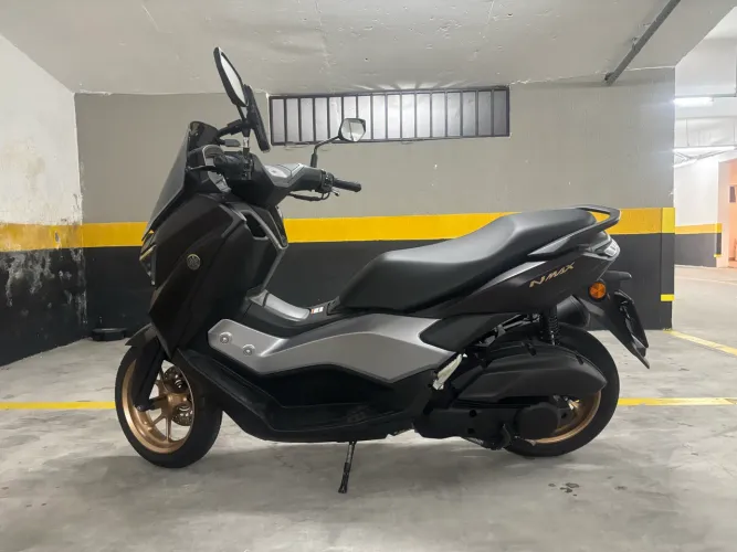 Nmax 2025 novinha, única dona. Aceito parcelamento no cartão