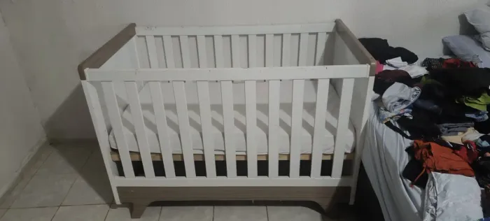 200$ berço usado em boas condições , preço a negociar