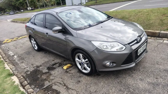 Ford Focus Sedan 2.0 16v/2.0 16V Flex 4P Aut. 2014
