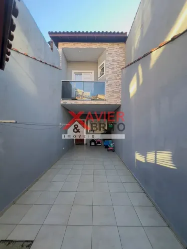 Sobrado Individual à venda 3 Quartos com Suíte no Parque Savoy City - 100m²