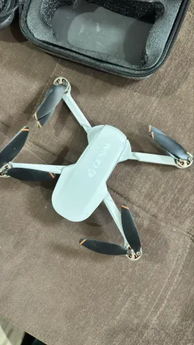 Drone profissional Lsrc S6s Mini Com 2 Baterias 2 Cameras Gps 5g - duas câmeras.