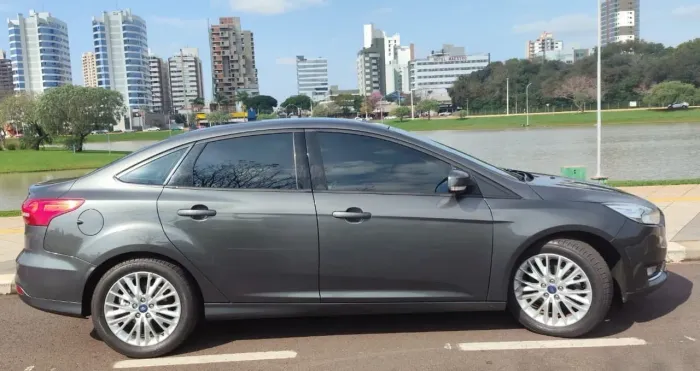 Ford Focus Fastback Se/se Plus 2.0 Flex Aut. 2017