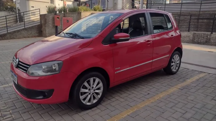 Volkswagen Fox Prime/higli. 1.6 Total Flex 8V 5P 2012