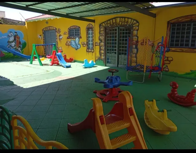 Centro de Educação Infantil a venda em Maringá. Excelente oportunidade!