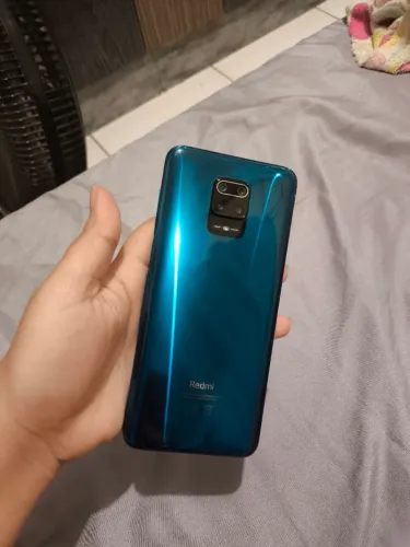 Vendo Redmi Note 9S de R$250,00 por R$150,00