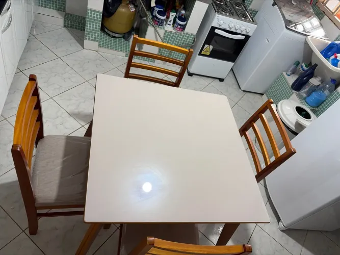Mesa de Jantar Quadrada