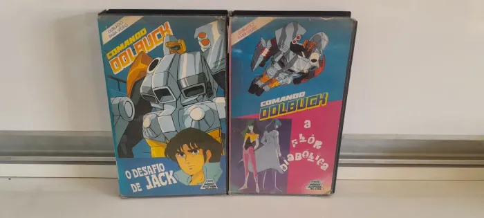 2 VHS Comando Dolbuck