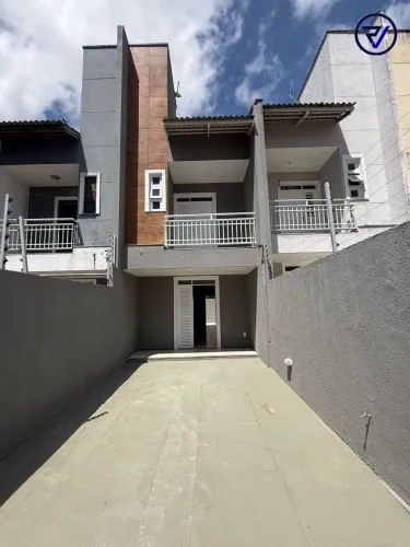 Casa Duplex 83m2 na Lagoa Redonda