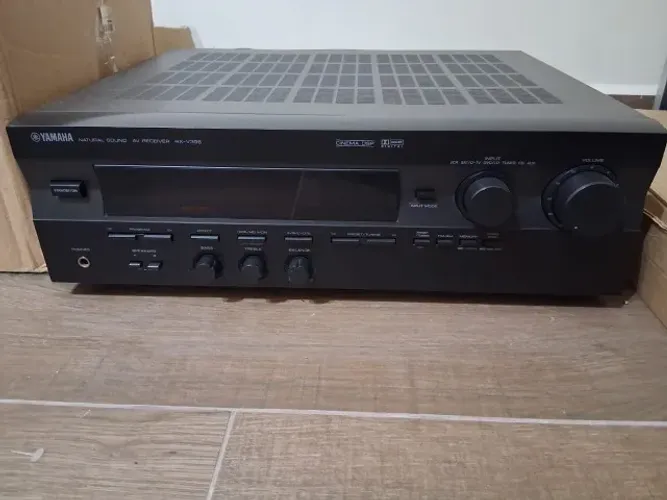 Yamaha Receiver RX-V396 limpo e revisado com 3 caixas originais