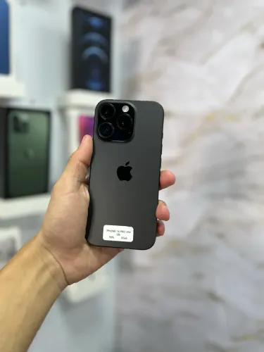iPhone 16 Pro - 256GB ( Preto )