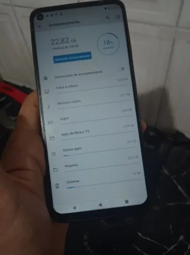 Vende um celular em ótimo estado 