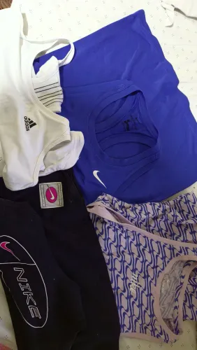 QUATRO regatas nike e adidas estilo nadador