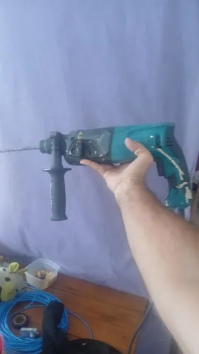 Vendo furadeira top antimpacto