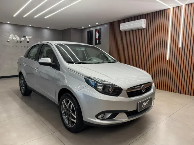 Fiat Grand Siena Essence Dual. 1.6 Flex 16V 2015