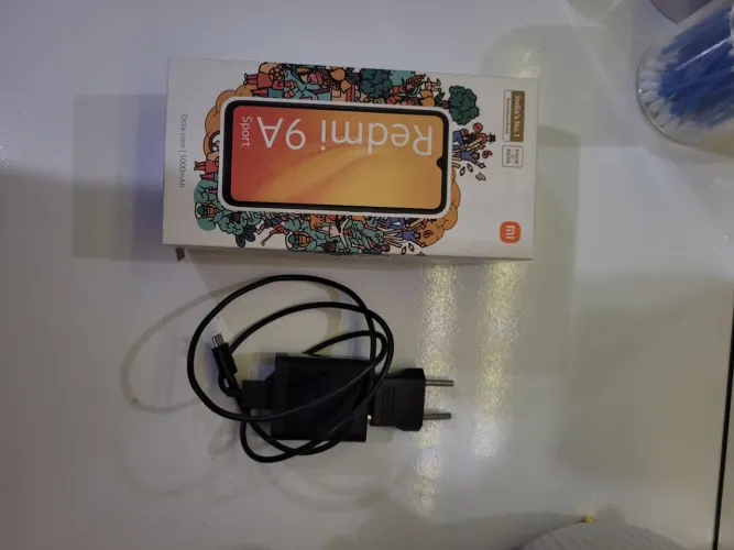 Vendo Redmi A9 com aproximadamente 1 ano de uso