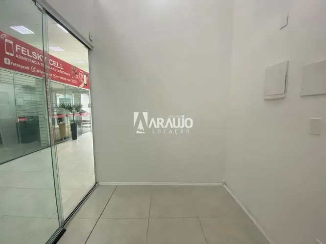 Sala comercial para alugar no Centro - Itajaí