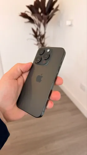 iPhone 15 Pro 256gb black