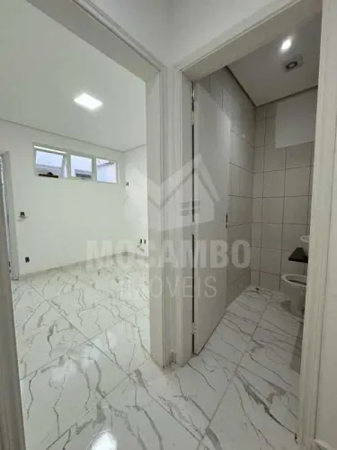 Sala : / Comercial / Centro