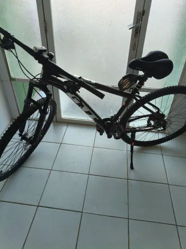 Bicicleta GTI semi nova