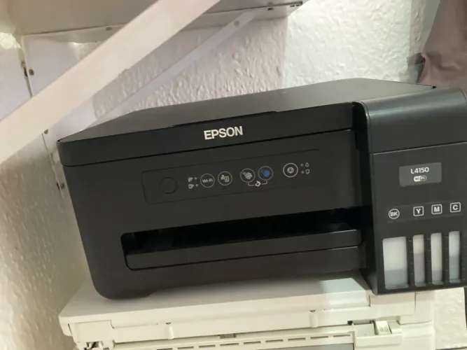Vendo impressora Epson L 4150 , semi nova