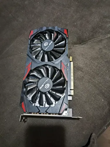 RX580 8GB COM DEFEITO
