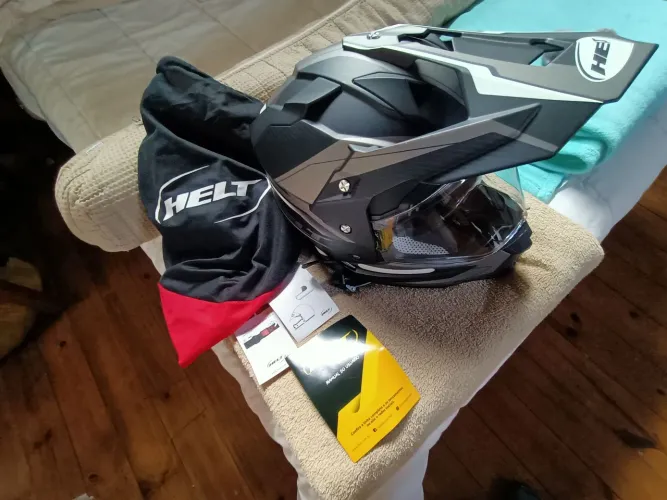 Capacete Helt 58 (56 da maioria das marcas)