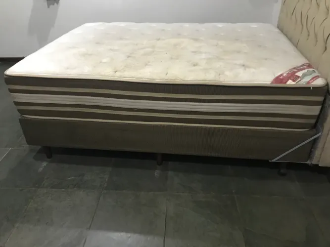 Cama box