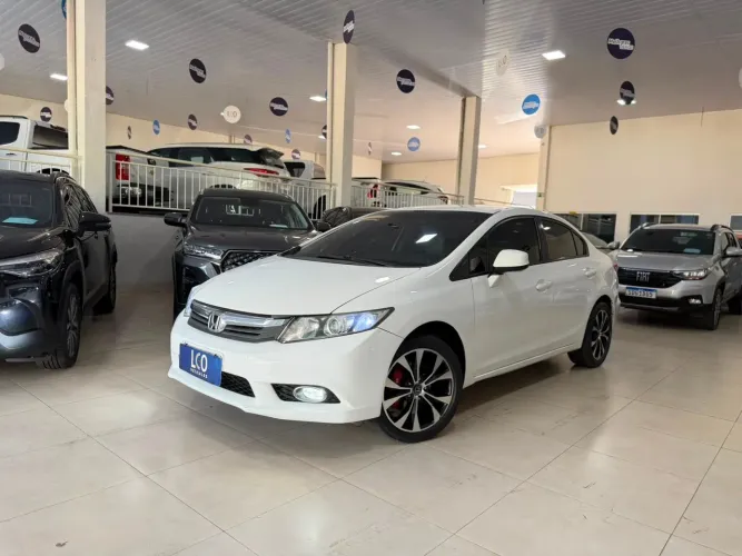 Honda Civic Sedan LXS 1.8/1.8 Flex 16V Aut. 4P 2013