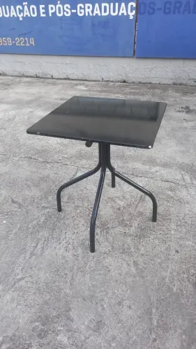 MESA PRETA PEQUENA
