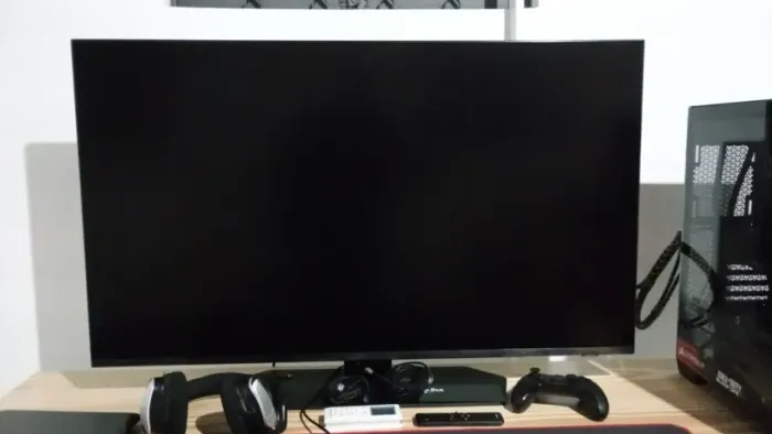 Televisão Gamer Samsung QN90F 2025/43 Polegadas com 165 Hertz 