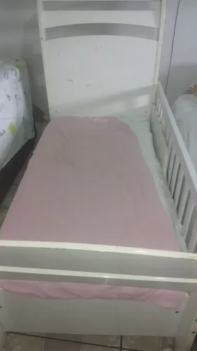 Cama berço, com colchão 