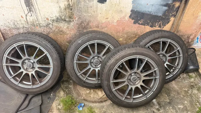 4 Rodas Scorro Racing S251 Aro 17 / Oz Racing (5x100)