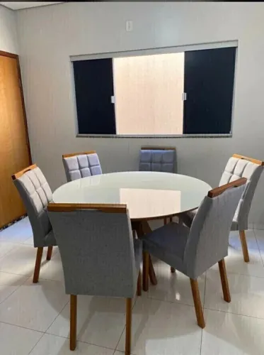 Mesa de jantar de 6 cadeiras