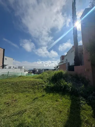 Excelente terreno no condomínio aruã brisas.