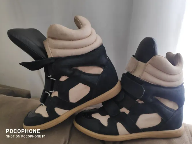 Sneakers santa lolla com salto embutido, N°36