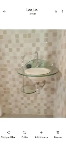 Pia para lavabo de blindex com louça