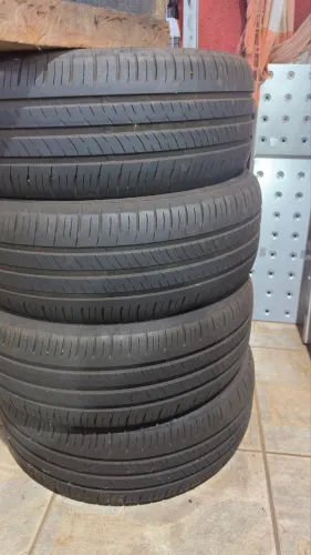 Jogo pneus Dunlop205/55/R16