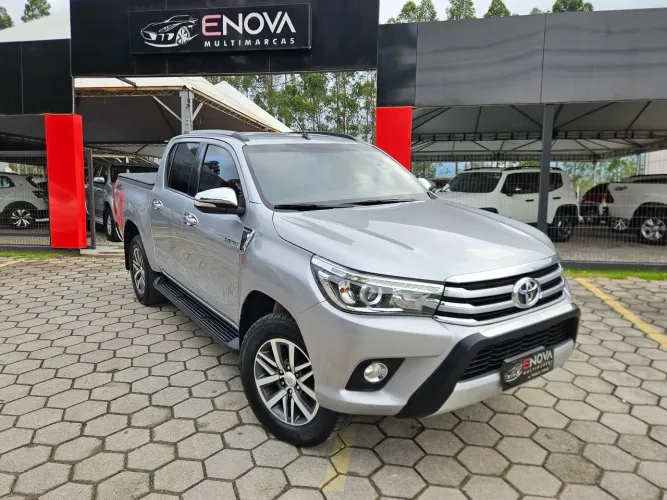 Toyota Hilux CD SRX 4X4 2.8 TDI 16V Diesel Aut. 2016