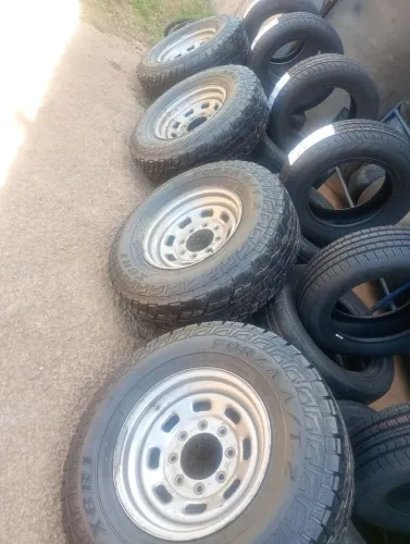 Pneus f 250