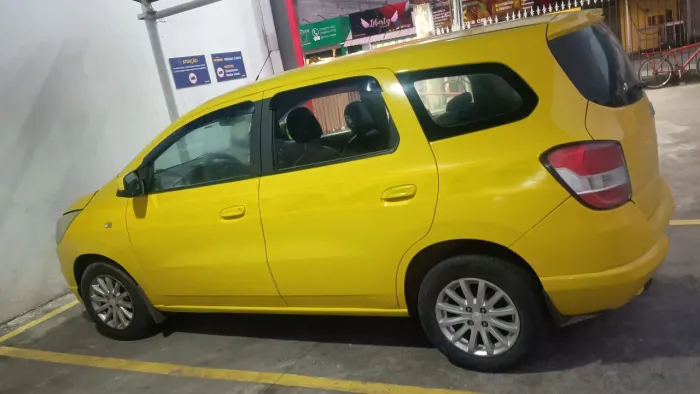 Chevrolet Spin LT 1.8 8V Econo.flex 5P Mec. 2013