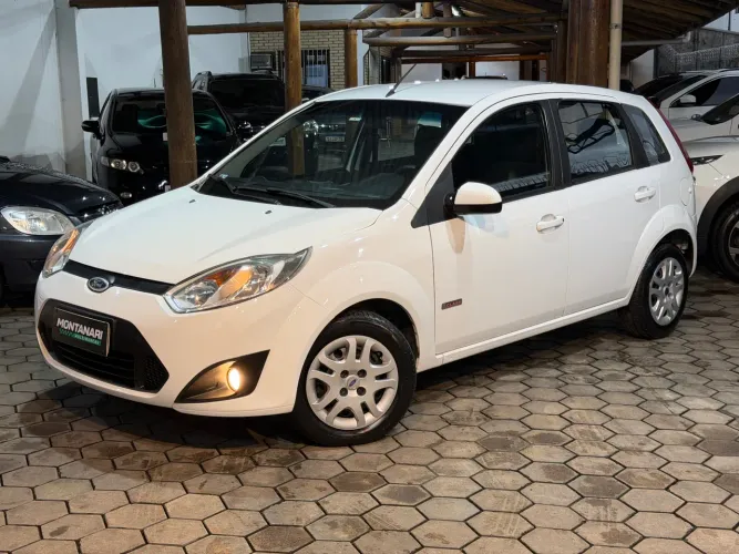 Ford Fiesta 1.6 8V Flex/class 1.6 8V Flex 5P 2013