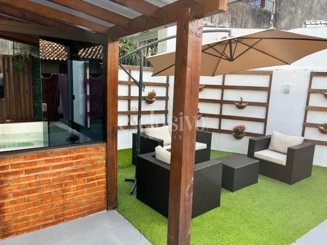 Casa para venda de 4 Dormitórios no Estreito.