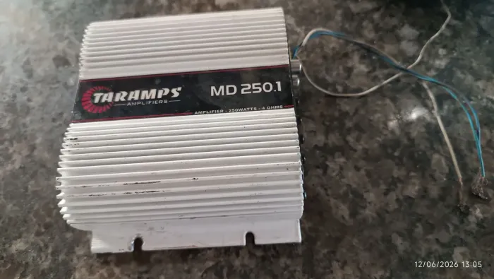Módulo Taramps MD 250.1 + par de JBL 6x9