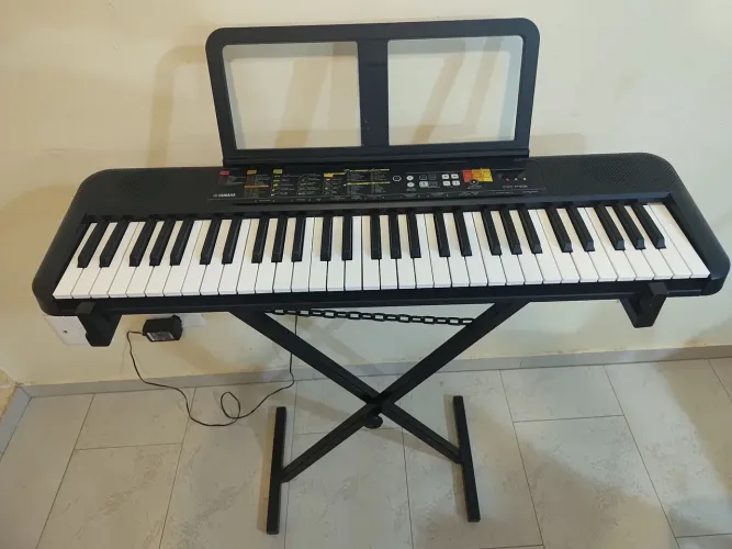 Teclado musical yamaha