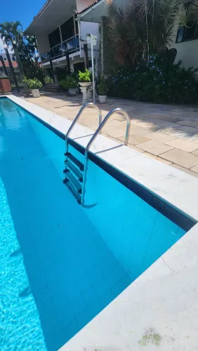 2 escadas para piscina em inox