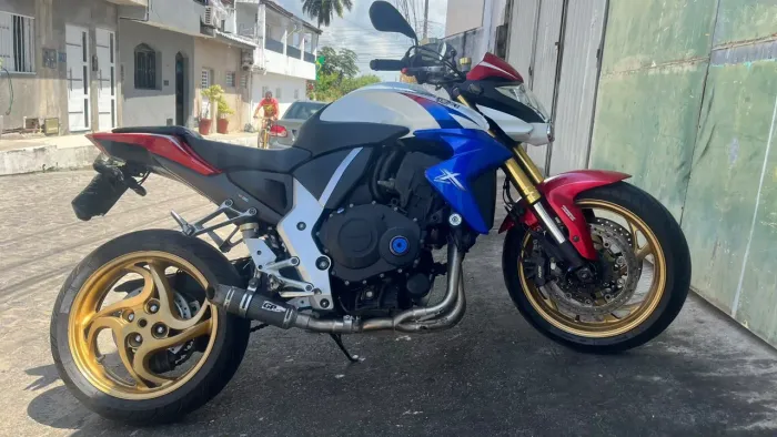 Cb 1.000 toda nova pronta pra se aventurar