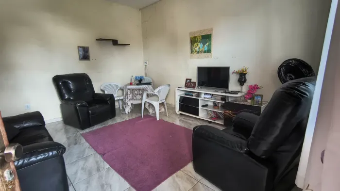 Amparo imóveis vende- casa com 2 quartos 