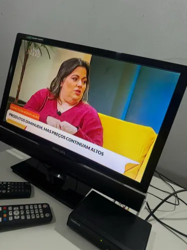 Tv monitor philips 19 polegadas