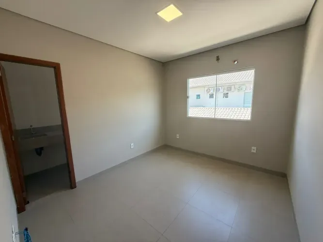 Vendo um Sobrado no Condomínio Pedras do Madeira