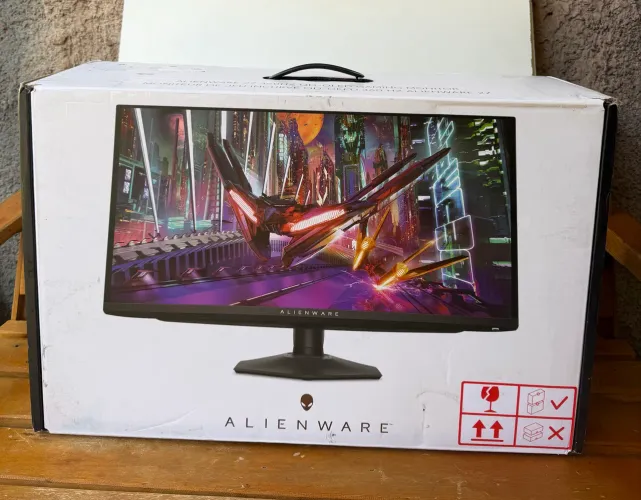 Alienware AW2725DF 27" QD-OLED 360 Hz semi novo
